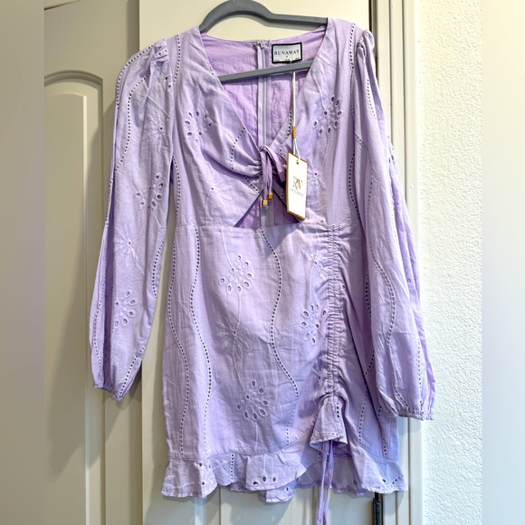 Runaway The Label Mini Linen Dress New with Tags - Picture 2 of 6